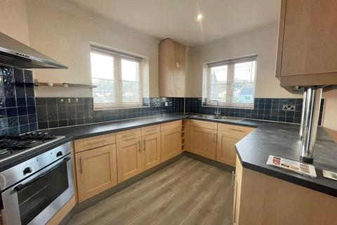 2 bedroom flat to rent, Stonebrook, Otley Road, Baildon, Shipley, BD17