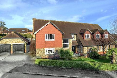 9 The Gateways, Goffs Oak, Waltham Cross, EN7 6SU