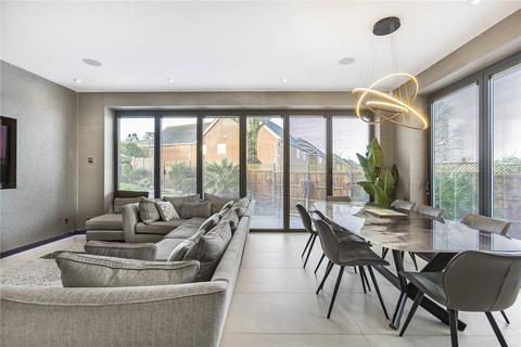 9 The Gateways, Goffs Oak, Waltham Cross, EN7 6SU