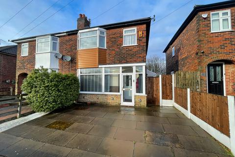 3 bedroom semi-detached house for sale, Elm Tree Road, Bredbury