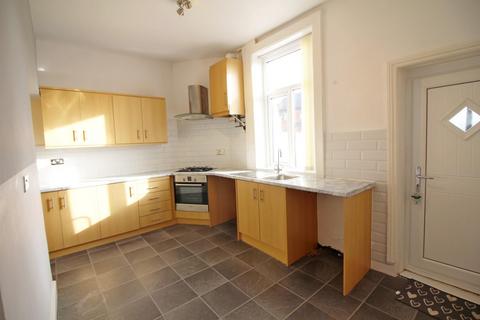 2 bedroom terraced house to rent, Brookshaw Street, Chesham BL9