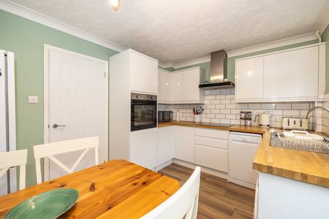 2 bedroom end of terrace house for sale, Meadow Grove, Sellindge, TN25