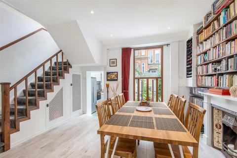 3 bedroom house for sale, Grafton Road, London