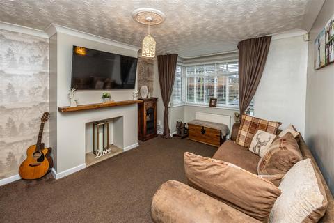 3 bedroom semi-detached house for sale, Hainsworth Moor Drive, Bradford BD13