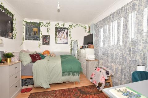 79 Headcorn Drive, Canterbury, CT2 7TR
