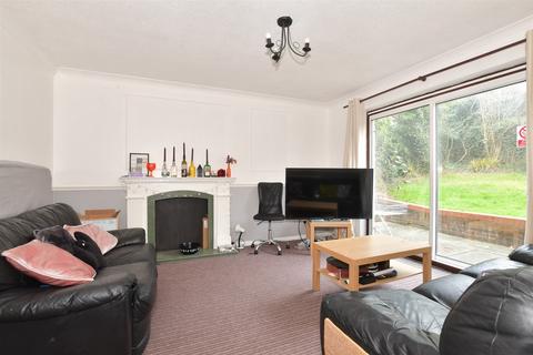 79 Headcorn Drive, Canterbury, CT2 7TR