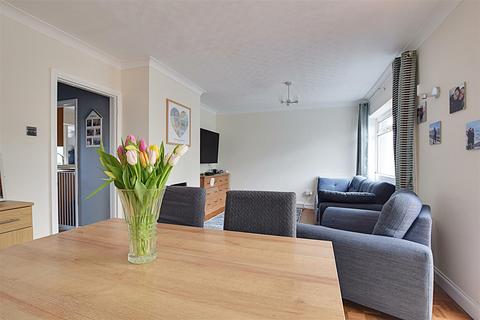 3 bedroom terraced house for sale, Roundacres Way, Bexhill-On-Sea