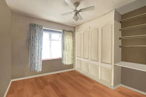 56 The Drive, Collier Row, Romford, RM5 3TR