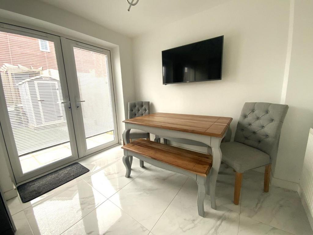Kitchen / Diner