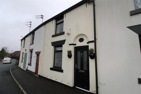 2 bedroom cottage for sale, Tempest Road, Lostock, Bolton