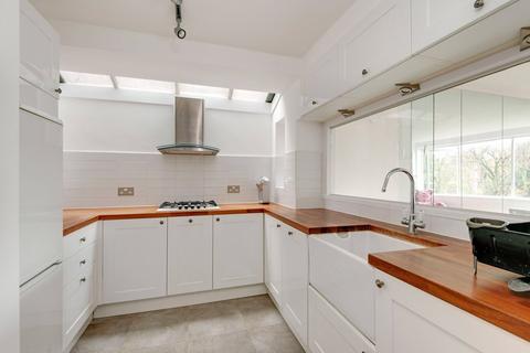 1 bedroom apartment for sale, Steeles Road, Belsize Park