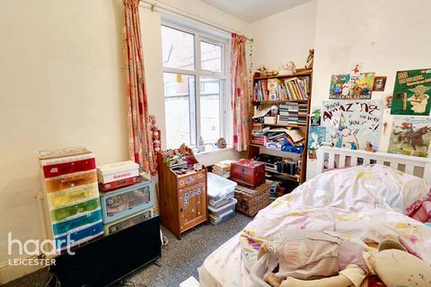 4 bedroom terraced house for sale, Fosse Road North, Leicester