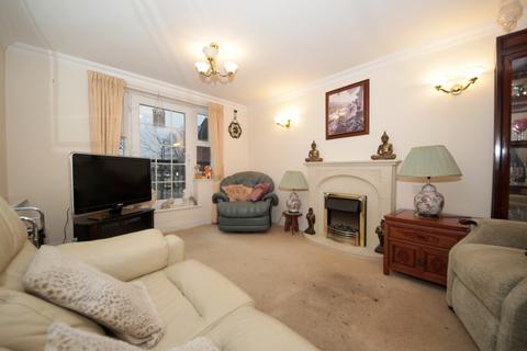 2 bedroom retirement property for sale, 890 Green Lanes, N21