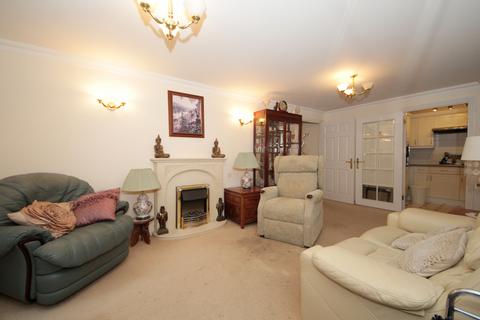 2 bedroom retirement property for sale, Green Lanes, N21