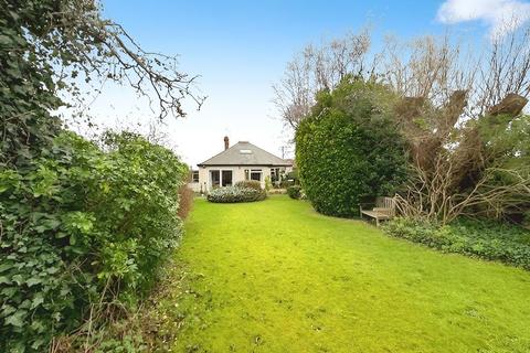 3 bedroom detached bungalow for sale, 28 Warren Drive, Prestatyn, Denbighshire LL19 7HT