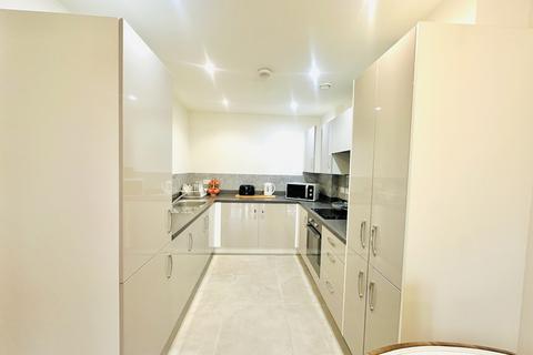 2 bedroom apartment for sale, Salisbury Road,  Southall, UB2