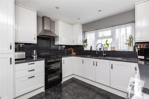 3 bedroom maisonette for sale, Lexington Way, Cranham, Upminster, RM14