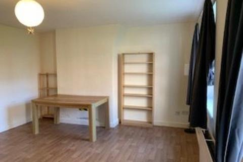 2 bedroom flat to rent, Salford M5