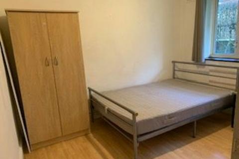 2 bedroom flat to rent, Salford M5