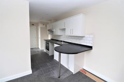 2 bedroom apartment to rent, Castle Road, Kirby Muxloe, Leicester LE9