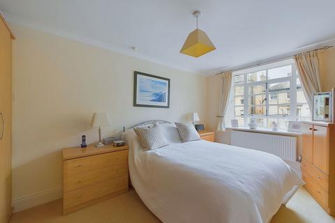 1 bedroom retirement property for sale, Harewood Court, Wilbury Road, Hove, BN3 3GL