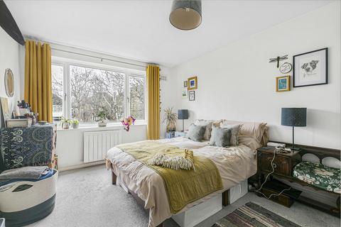 1 bedroom apartment for sale, Woodfield Grove, London, SW16