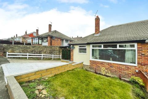 2 bedroom semi-detached bungalow for sale, Spring Valley Avenue, Leeds