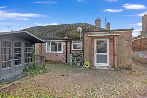 37 Froxmere Road, Crowle, Worcester, WR7 4AN