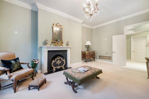 3 bedroom apartment for sale, Upper Brook Street, London, W1K