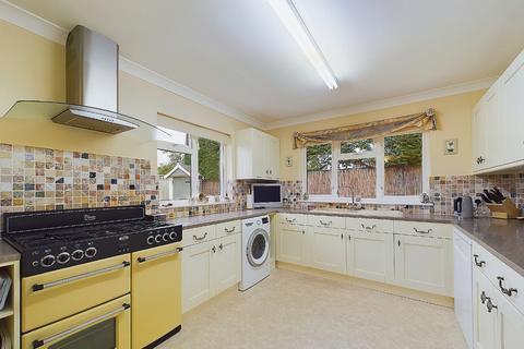 4 bedroom detached bungalow for sale, Chislehurst Road, Orpington BR6