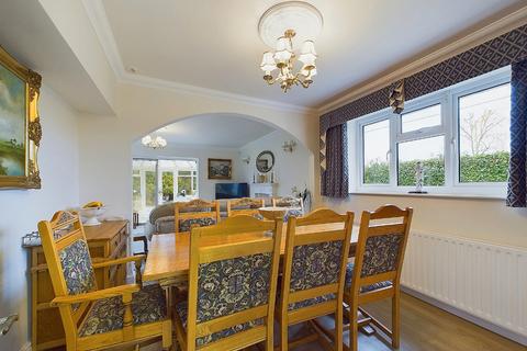 92 Chislehurst Road, Orpington, BR6 0DN