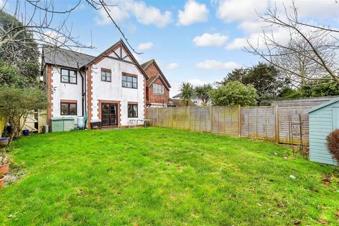 3 bedroom semi-detached house for sale, Clydesdale Gardens, Bognor Regis PO22