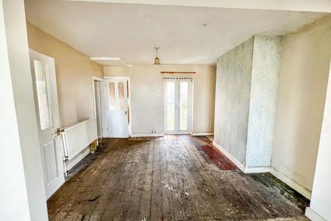 22 Beanacre Road, Melksham, SN12 8AH