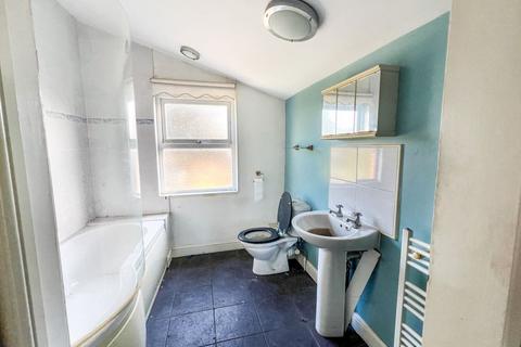 22 Beanacre Road, Melksham, SN12 8AH