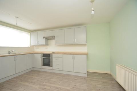 3 bedroom end of terrace house to rent, Willowfield, Woodside, Telford, TF7