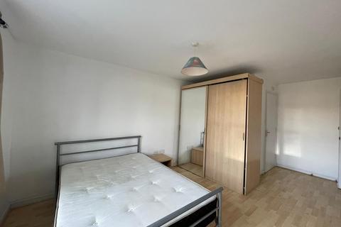 2 bedroom apartment to rent, Crawford Avenue, Wembley HA0