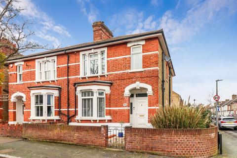 4 bedroom semi-detached house for sale, Malden Road, Watford, WD17