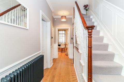 4 bedroom semi-detached house for sale, Malden Road, Watford, WD17