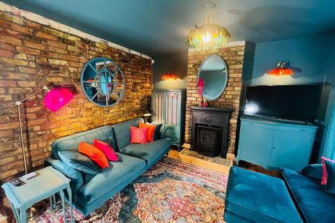7 Dyke Road, Folkestone, CT19 6BS