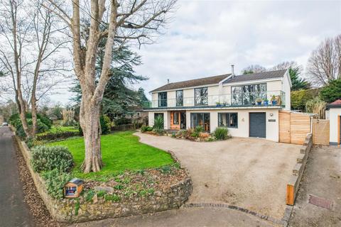 4 bedroom detached house for sale, Mill Lay Lane, Llantwit Major, Vale of Glamorgan, CF61 1QE