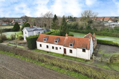 4 bedroom detached house for sale, Church Lane, Catwick, Beverley, East Riding of Yorkshire, HU17 5PW