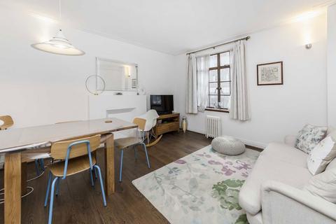 2 bedroom flat for sale, Coram Street, London WC1N