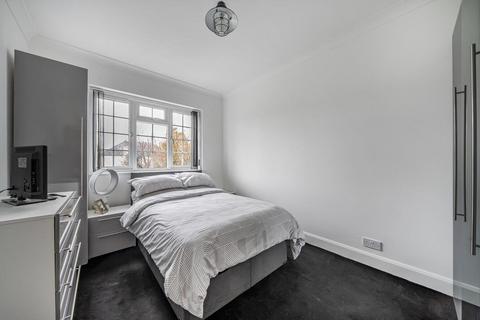 72 Addington Road, West Wickham, BR4 9BJ