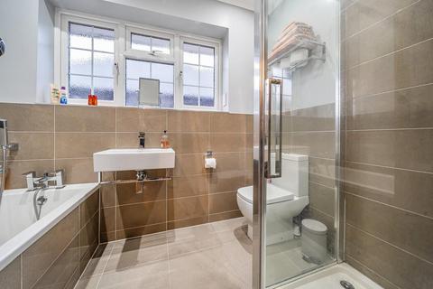 72 Addington Road, West Wickham, BR4 9BJ
