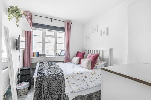 3 bedroom flat for sale, Streatham High Road, Streatham