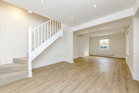 3 bedroom semi-detached house for sale, Gomer Gardens, Teddington TW11