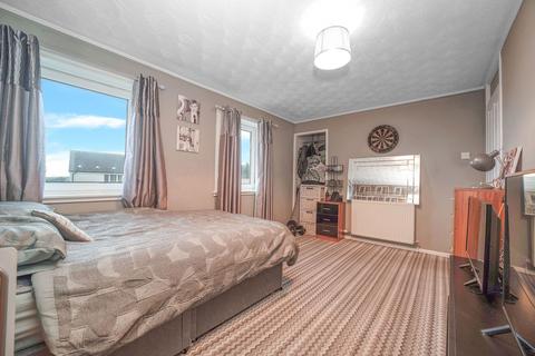 78 Auchencrieff Road, Locharbriggs, Dumfries, DG1 1UY