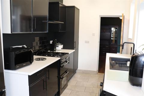 173 Daw End Lane, Rushall, Walsall, WS4 1LD
