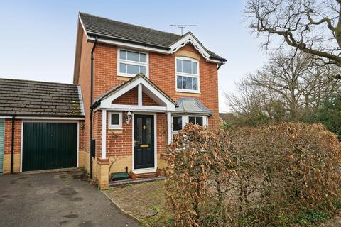 3 bedroom link detached house for sale, Whitebeam Close, Colden Common, SO21