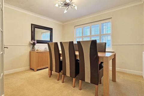 24 Pintail Crescent, Great Notley, Braintree, CM77 7WR